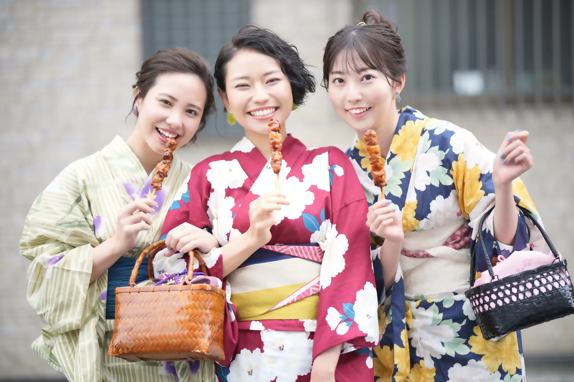 お会計・お荷物預かり